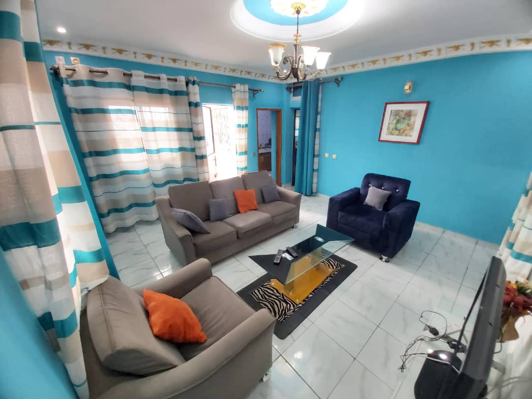 STUDIO MEUBLÉ BON STANDING À LOUER