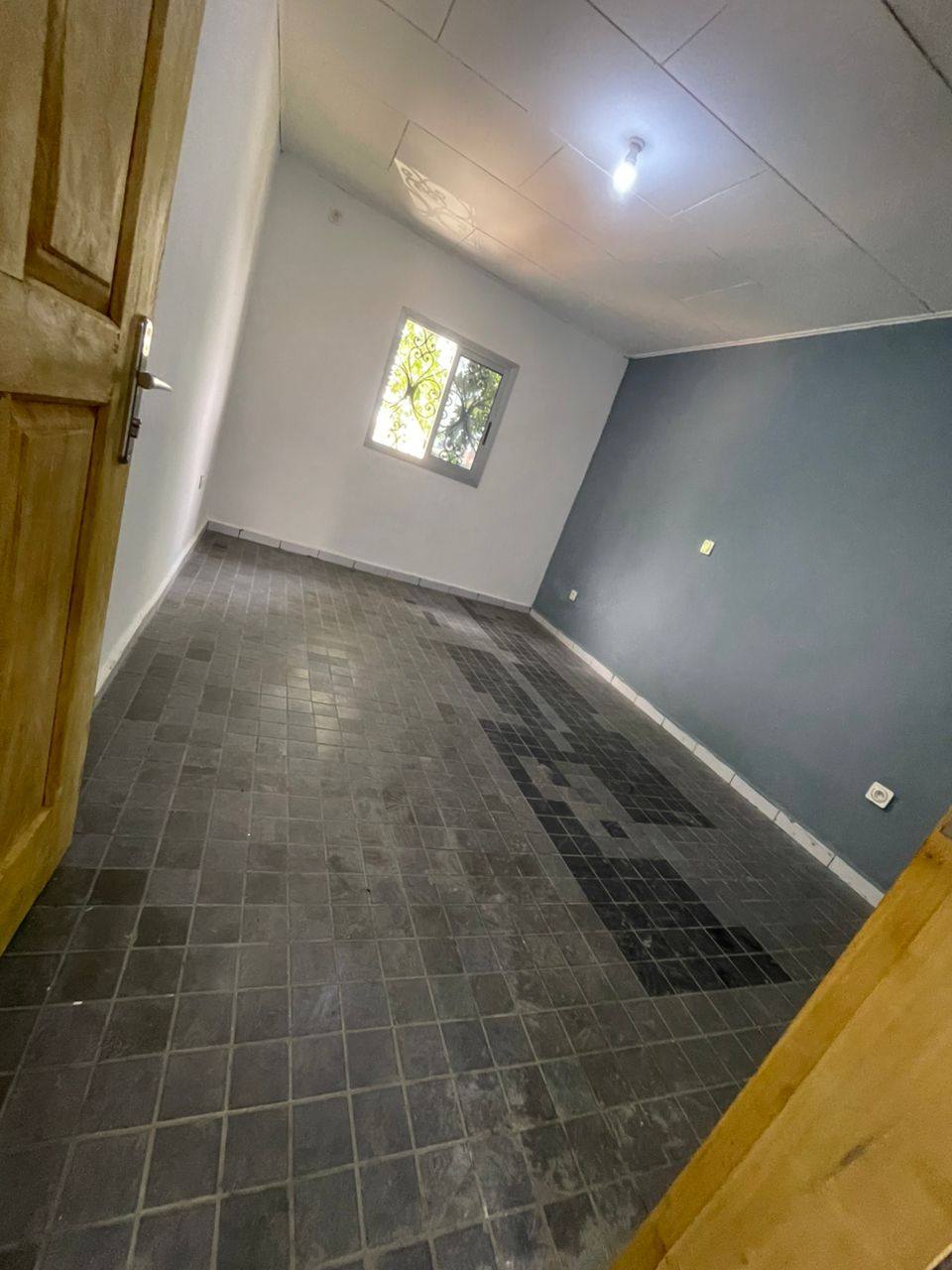 DOUALA – PK14 PAPASS – STUDIOS MODERNES