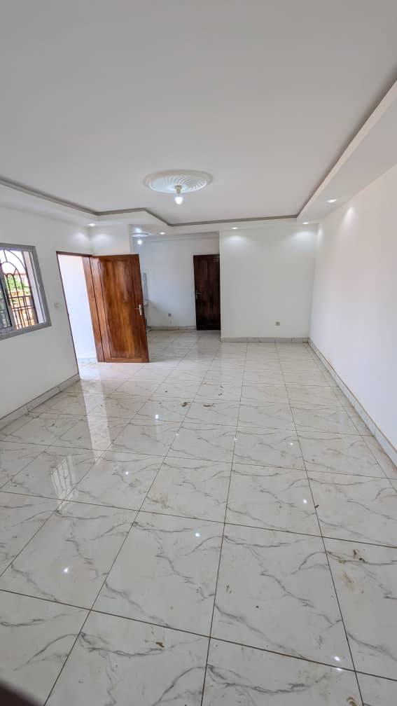 YAOUNDÉ – NKOZOA – APPARTEMENT NEUF