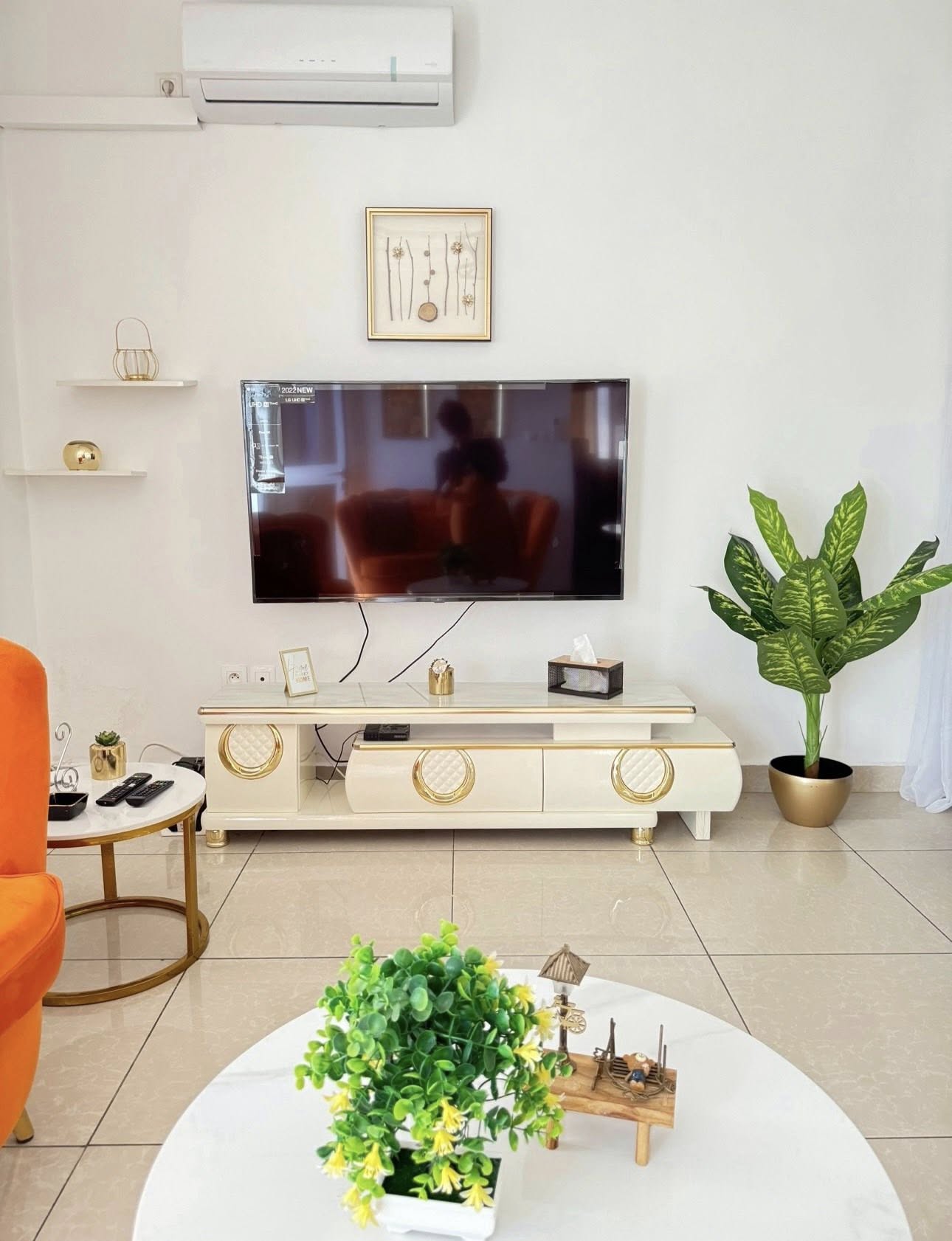 VOTRE STUDIO MEUBLÉ – DOUALA YOUPWE