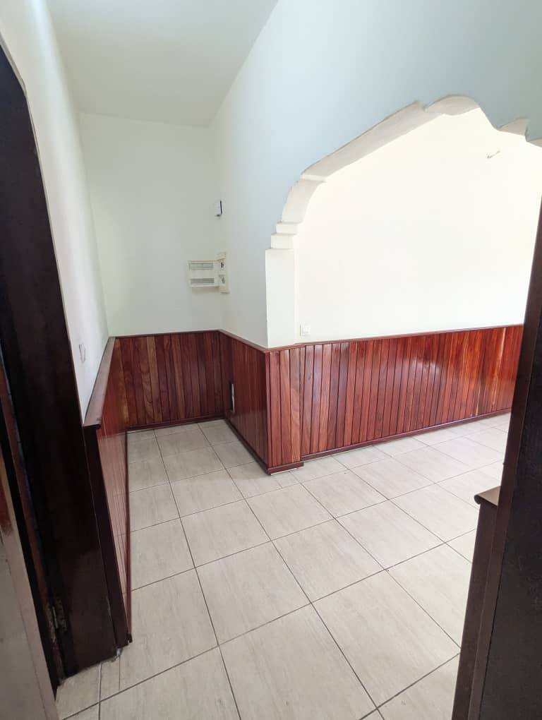 YAOUNDÉ – NYOM – STUDIO MODERNE