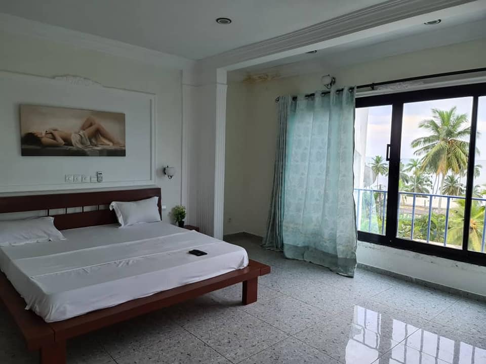 KRIBI – IMMEUBLE MEUBLÉ SPACIEUX AVEC VUE SUR MER